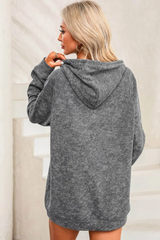 Sweat à Capuche Gris avec Poche Kangourou et Cordon Ajustable – Style Décontracté